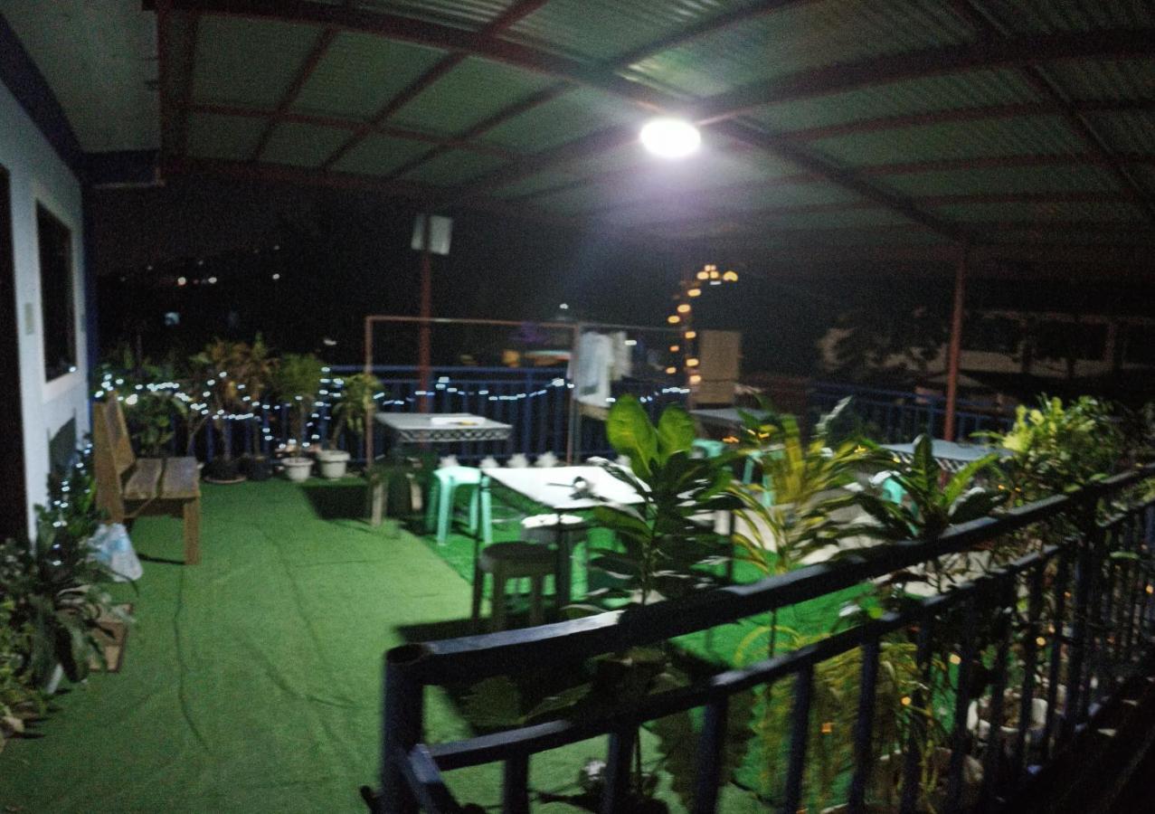 Marbeth Inn โกรอน ภายนอก รูปภาพ
