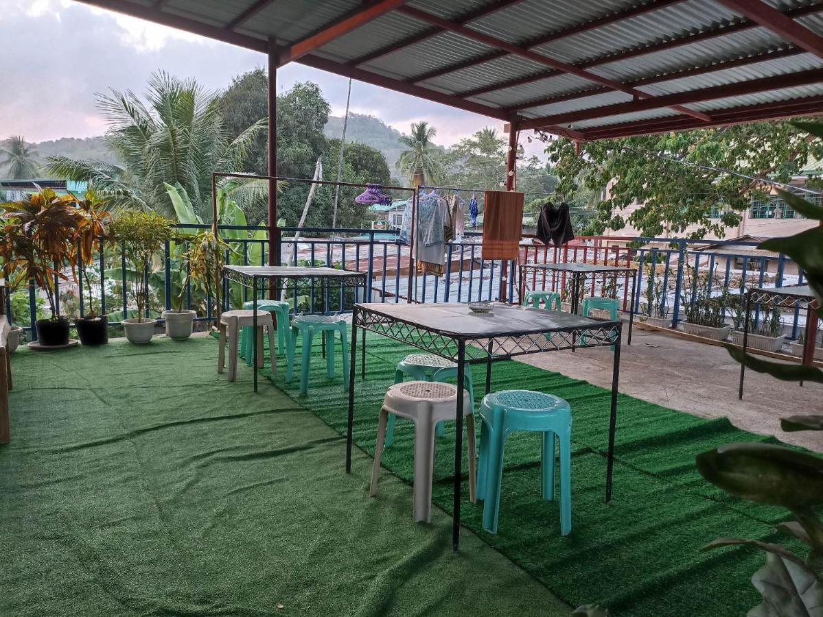 Marbeth Inn โกรอน ภายนอก รูปภาพ