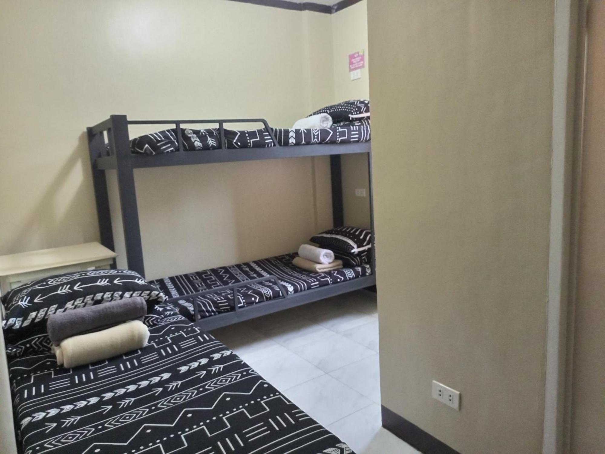Marbeth Inn โกรอน ภายนอก รูปภาพ